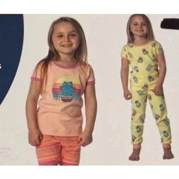 Pekkle Little Girl's 4 piece pajama set, Size XXS. (2/3) - Picture 1 of 4